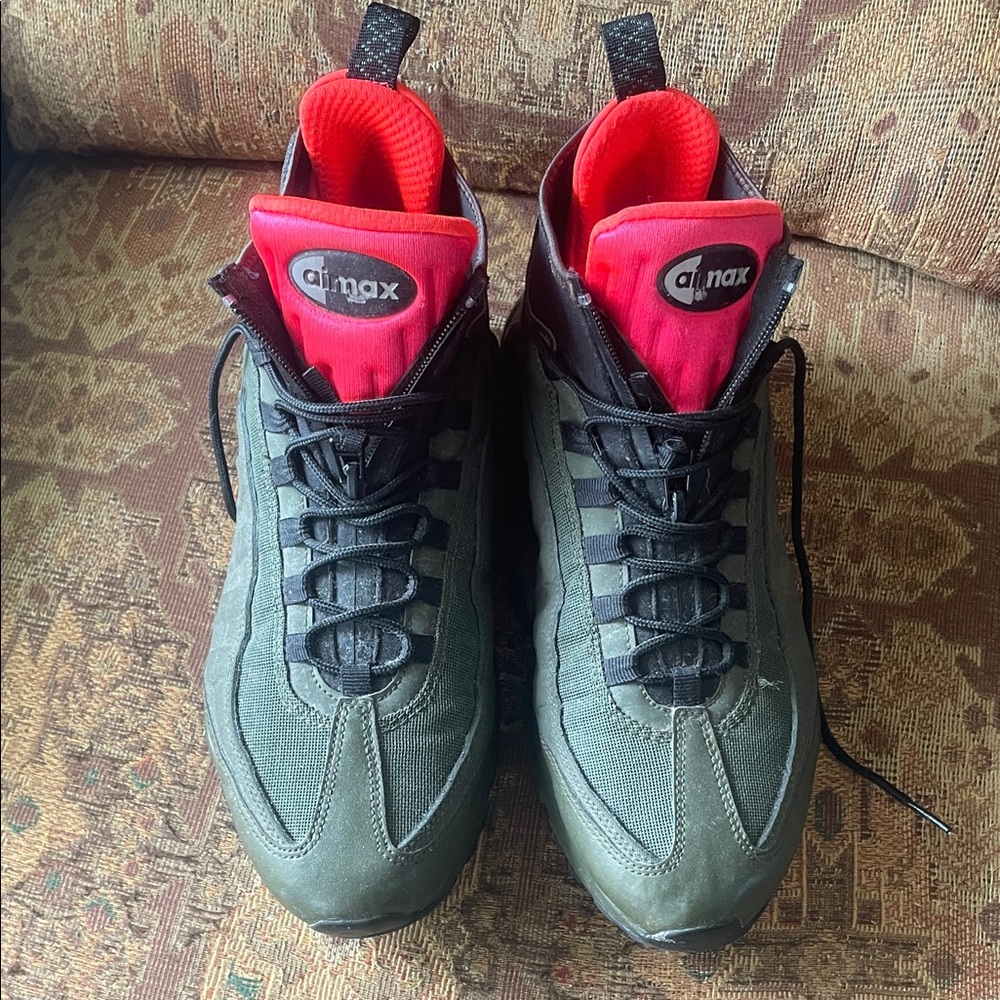 Nike Air Max Men's Olive and Red Athletic Shoes